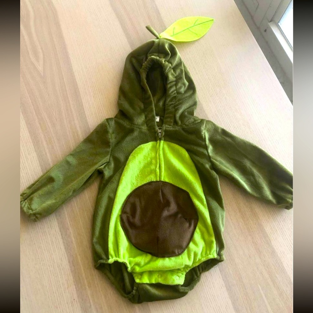 Baby avocado costume